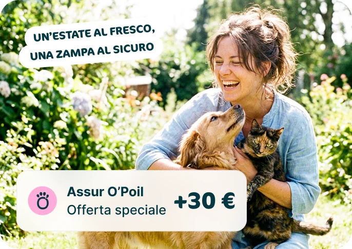 Una donna con un cane e un gatto assicurati con Assur O'Poil